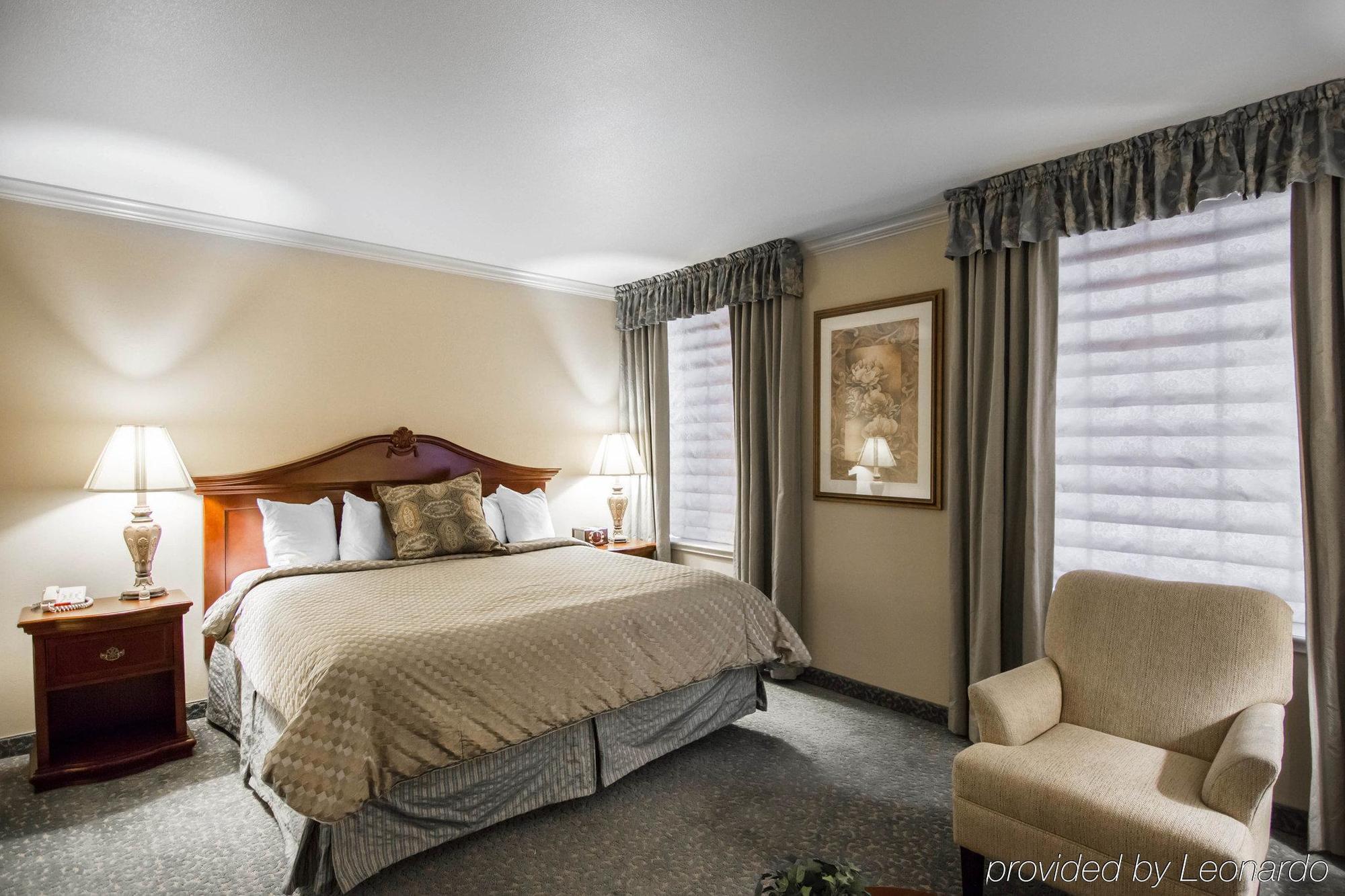 Liberty Hotel, Ascend Hotel Collection Cleburne Bagian luar foto