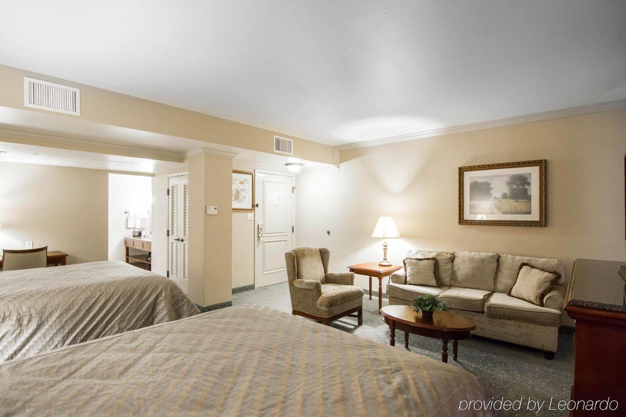 Liberty Hotel, Ascend Hotel Collection Cleburne Bagian luar foto