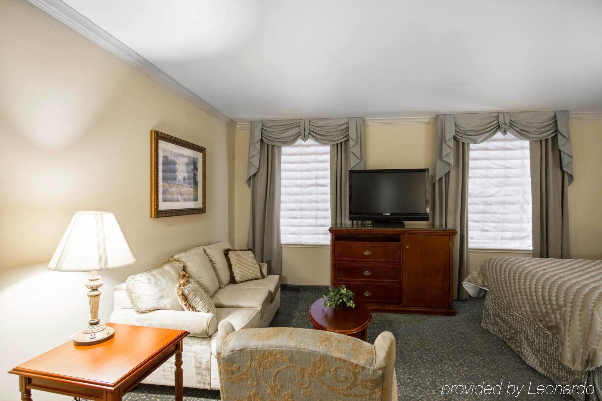 Liberty Hotel, Ascend Hotel Collection Cleburne Bagian luar foto